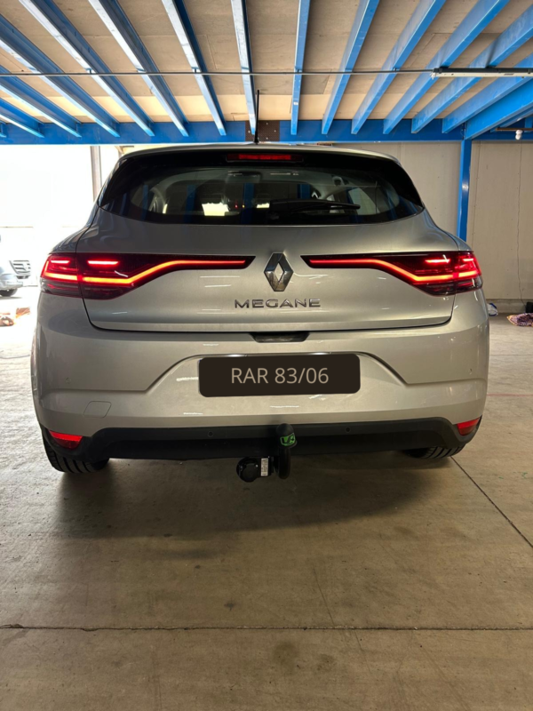 🔧 Pose d’attelage sur Renault Mégane – Var (83) et Alpes-Maritimes (06)