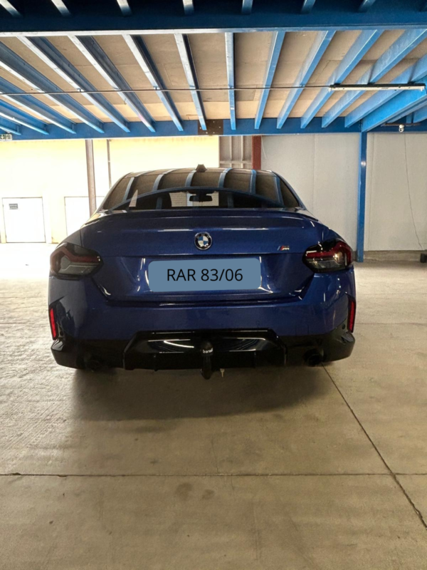 Pose d’attelage amovible sans outils sur BMW M2, M3 : performance et discrétion réunies