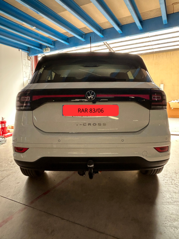 Fourniture et pose d’un attelage sur Volkswagen T-Cross – Remorque Attelage Riviera 83/06