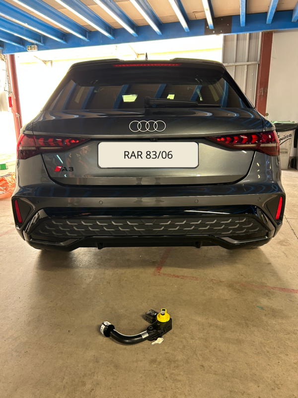 Pose d’un attelage sur la nouvelle Audi A3 – Remorque Attelage Riviera 83/06
